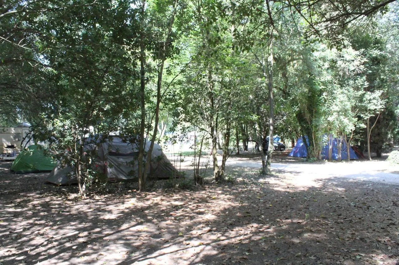 Camping De La Chapelette Saint-Martin-de-Crau